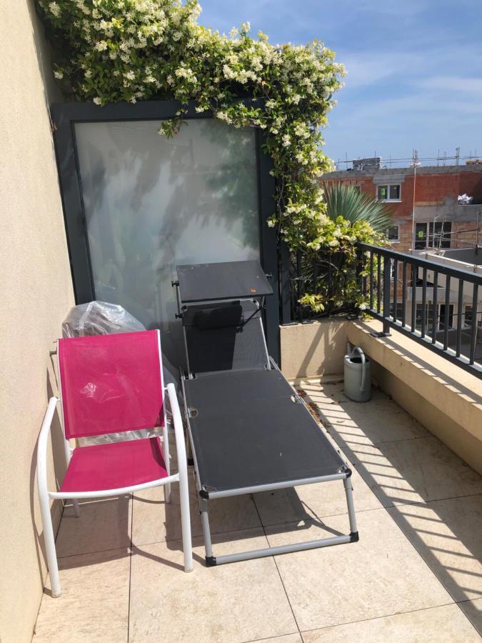 Appartement A Proximite Du Centre Et De La Plage A メーズ エクステリア 写真